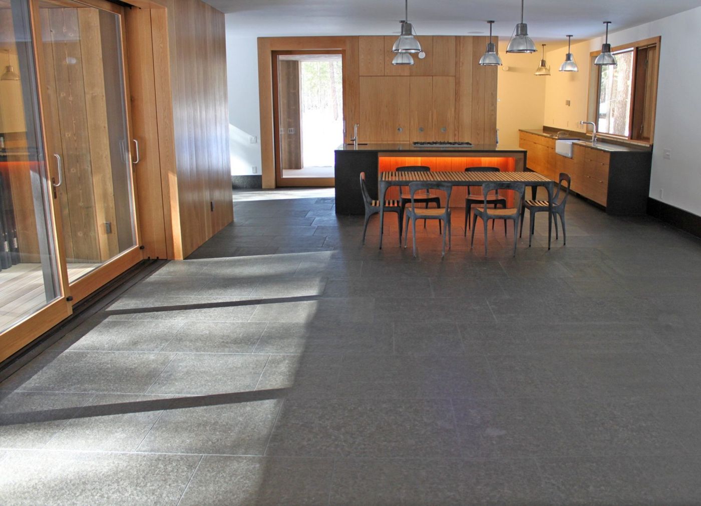 Flamed Basalt Tile 3/4" Basalt for basalt tile & pavers